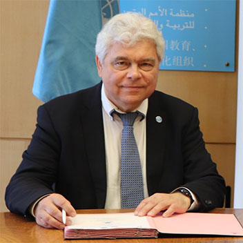 Dr. Vladimir Ryabinin